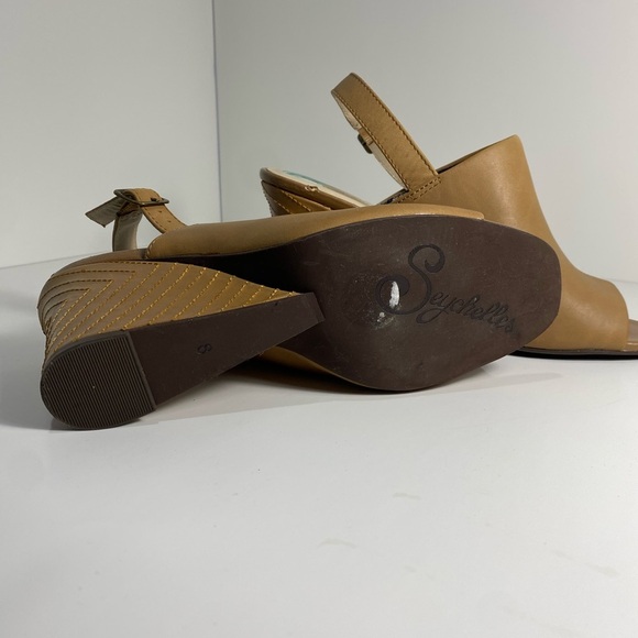 Seychelles Tan Wedges - Picture 4 of 4